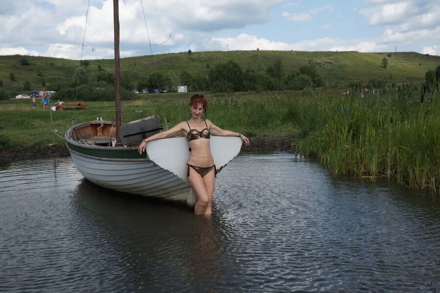 Near skiff