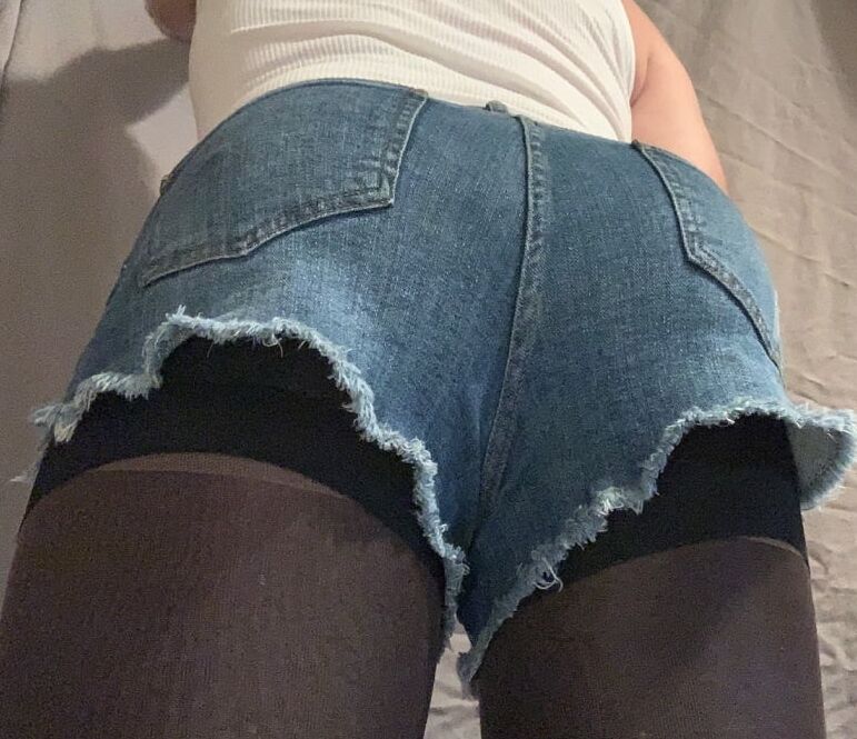 Please cum on my ass