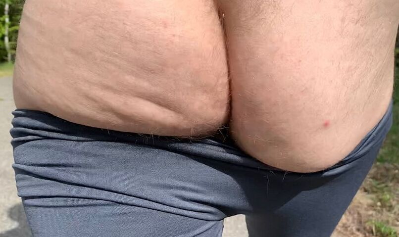 Please cum on my ass