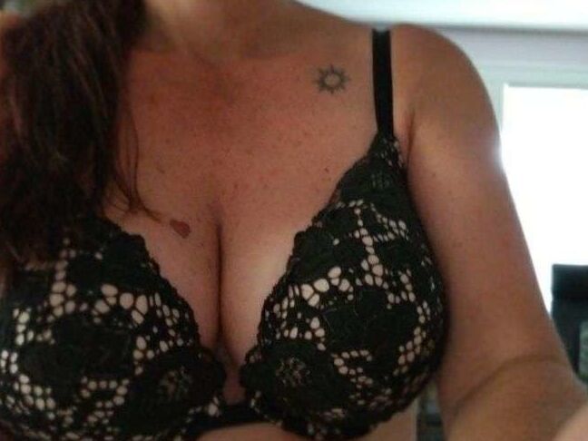 Flashing My Bra's In Public, Pick Your Favorite, Bra Lovers!
