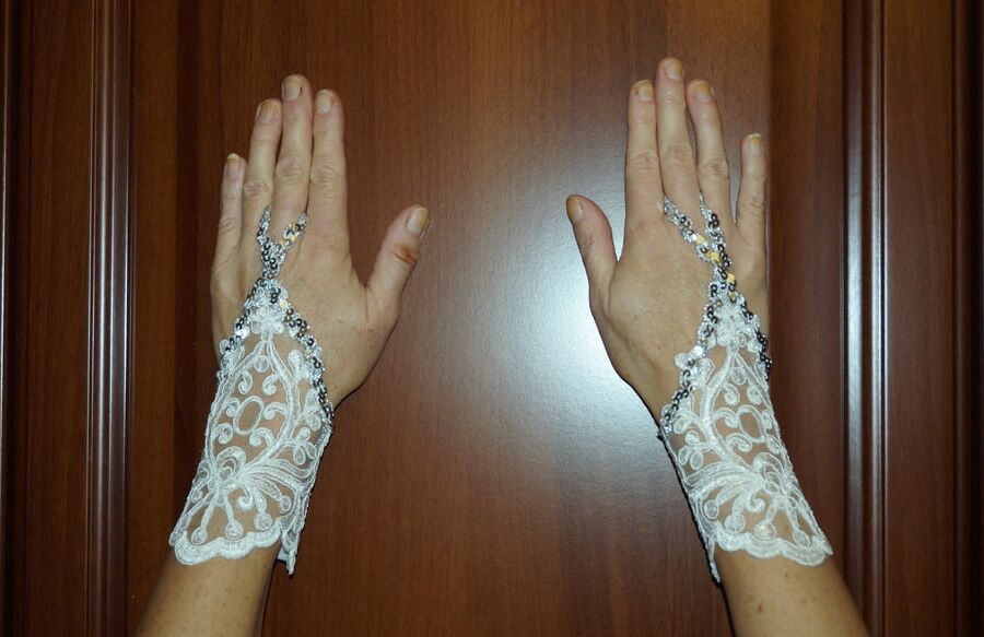 Gloves