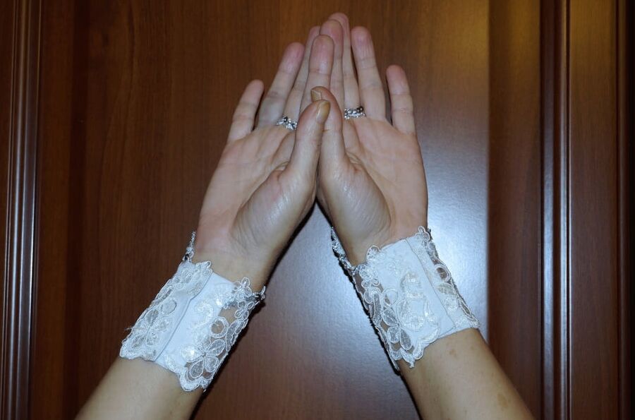 Gloves