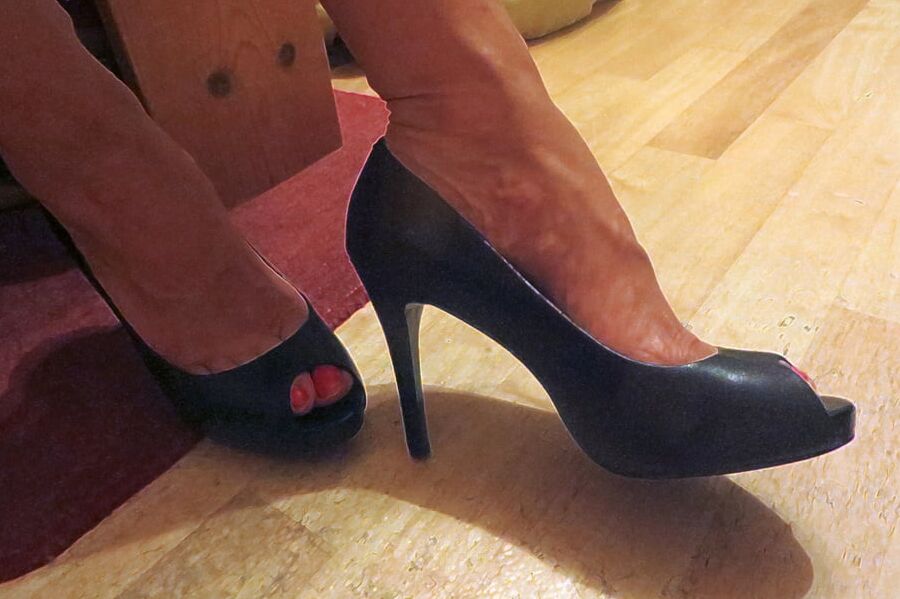 Random pics blue heels of my wife