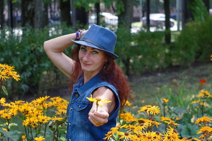 In orange flowers 1