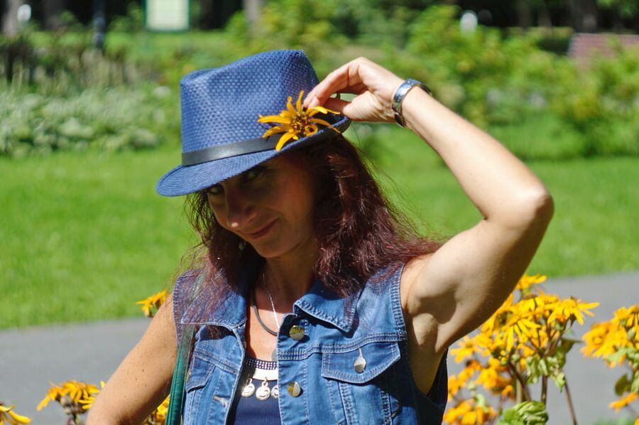 In orange flowers 1