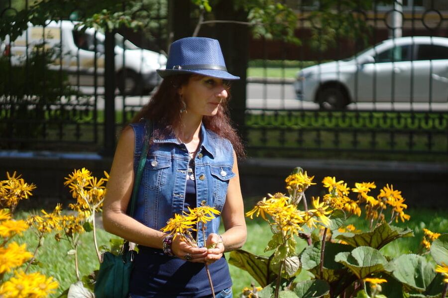 In orange flowers 1
