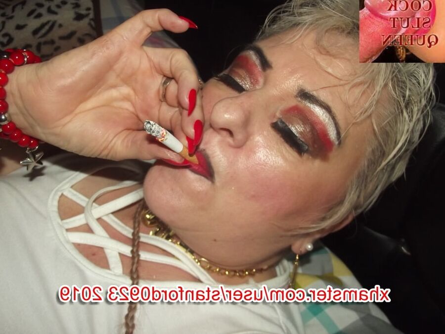 SLUT PLAYING SMOKING