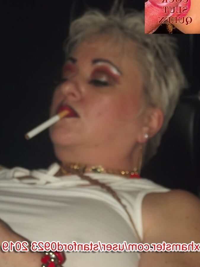 SLUT PLAYING SMOKING