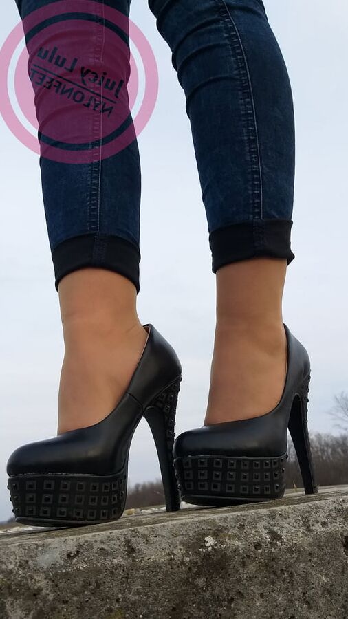 Juicy Lulu Nylonfeet