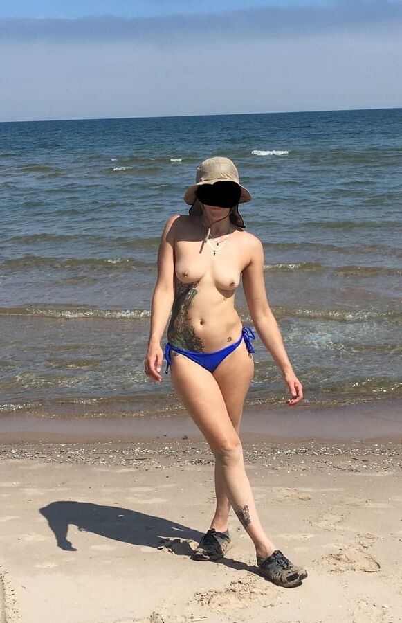 Outdoor sexislut