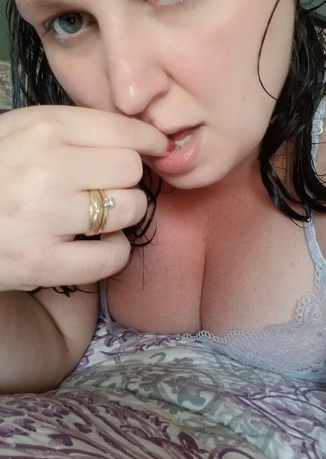 Roundup sexy milf, mom, feet, legs, big natural tits
