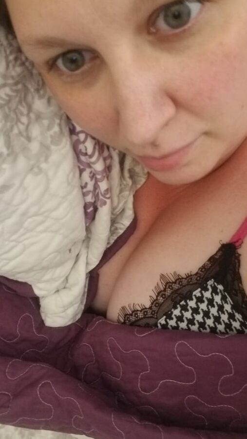 Roundup sexy milf, mom, feet, legs, big natural tits