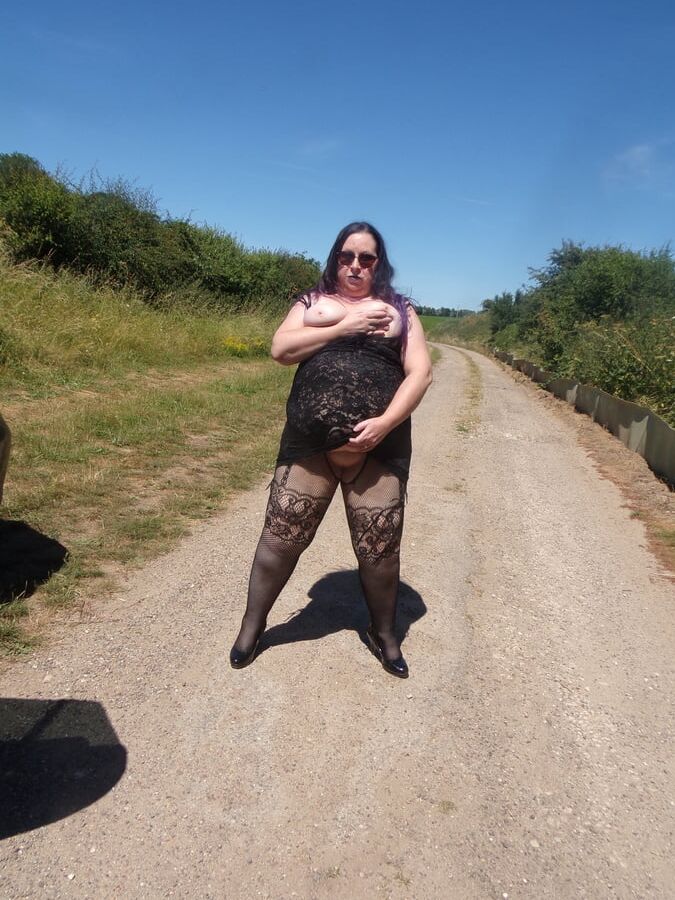 Milf in the Sun