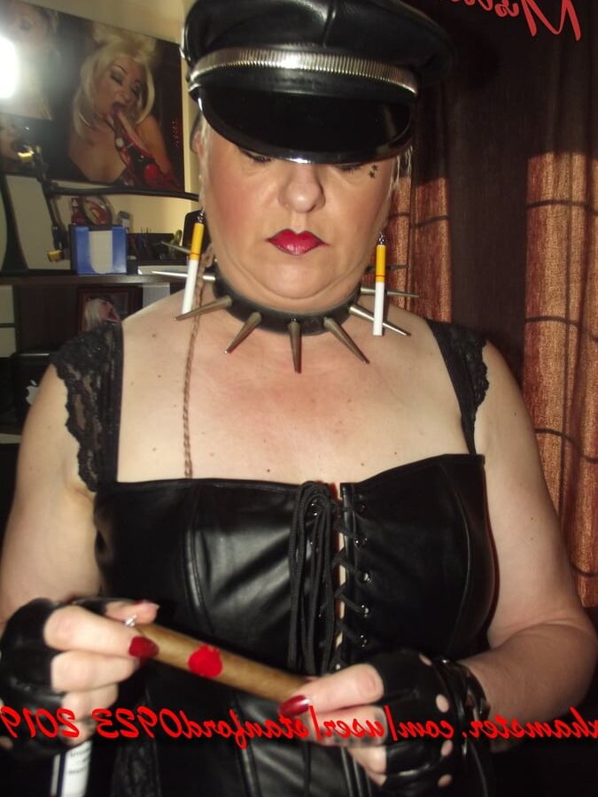 MISTRESS SMOKE