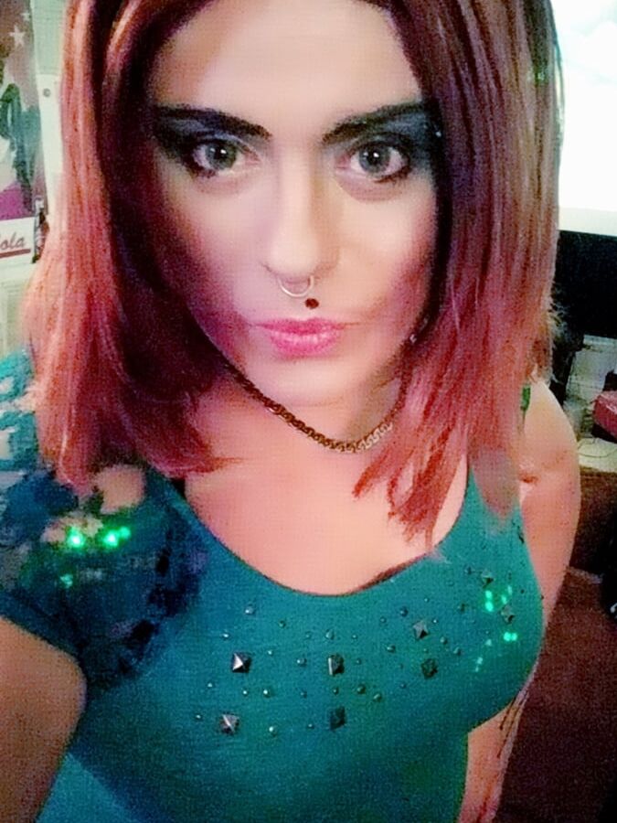 SIMMY VIOLET