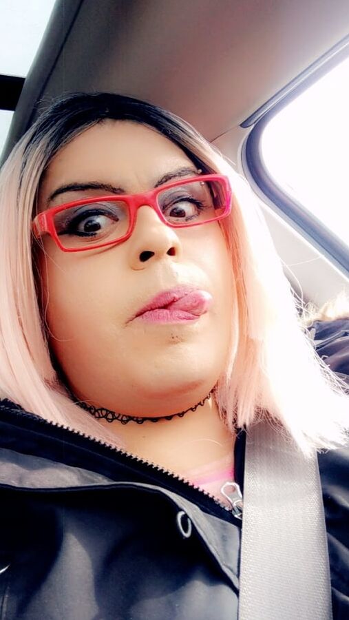 SIMMY VIOLET