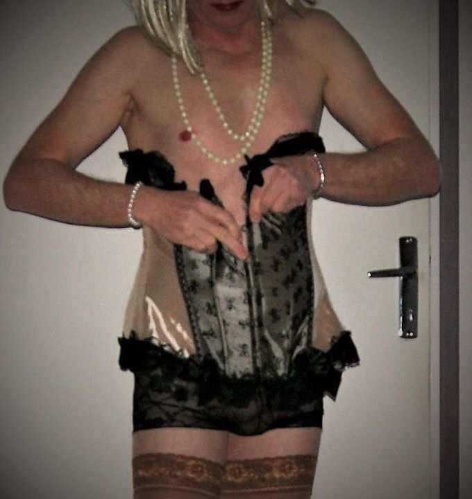 Corset sissy me