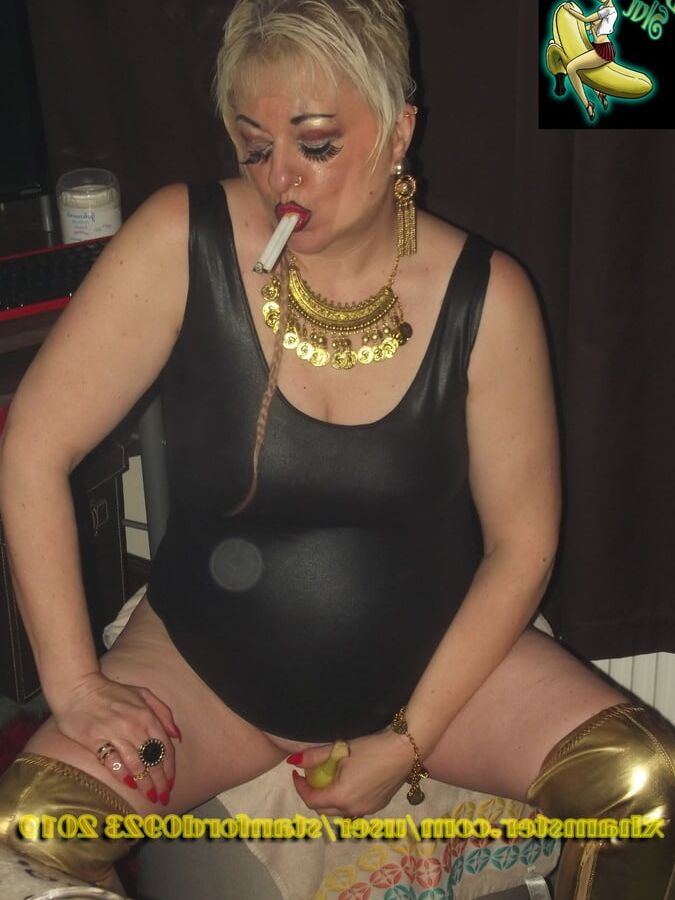 BANANA SLUT