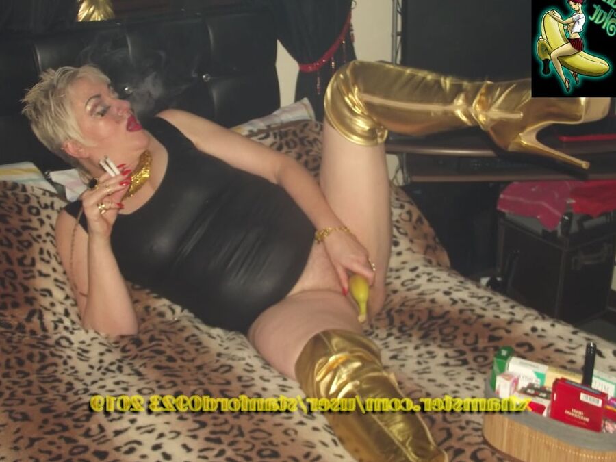 BANANA SLUT