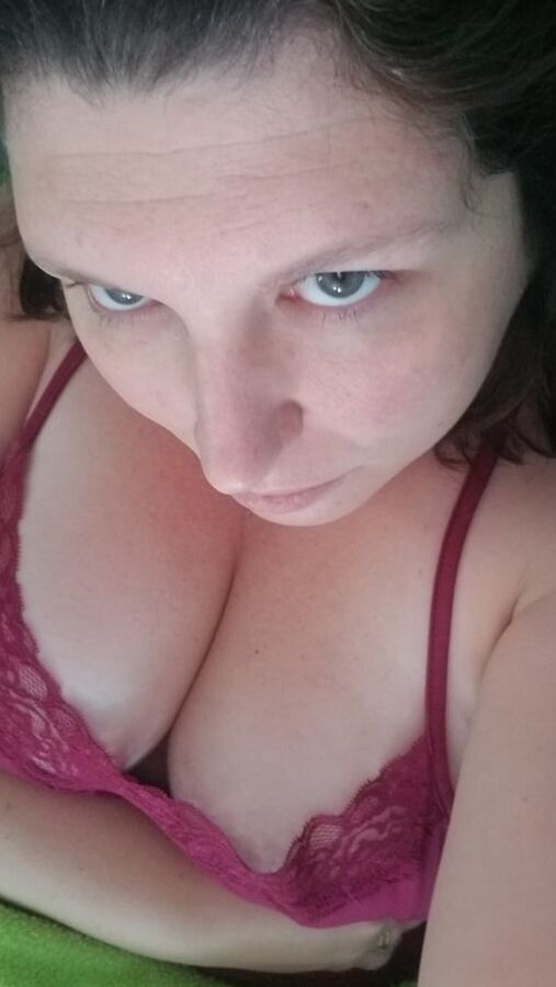 Thighs, ass and panties for a special someone milf housewife