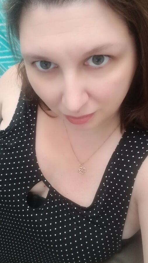 Thighs, ass and panties for a special someone milf housewife