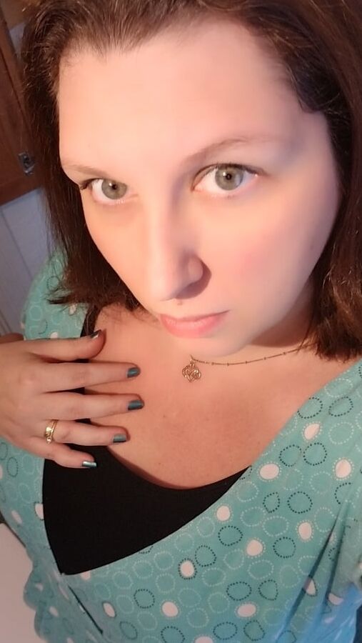 Thighs, ass and panties for a special someone milf housewife