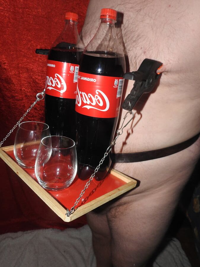 Serve CocaCola