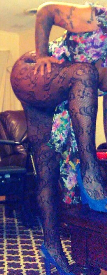 Legs for days
