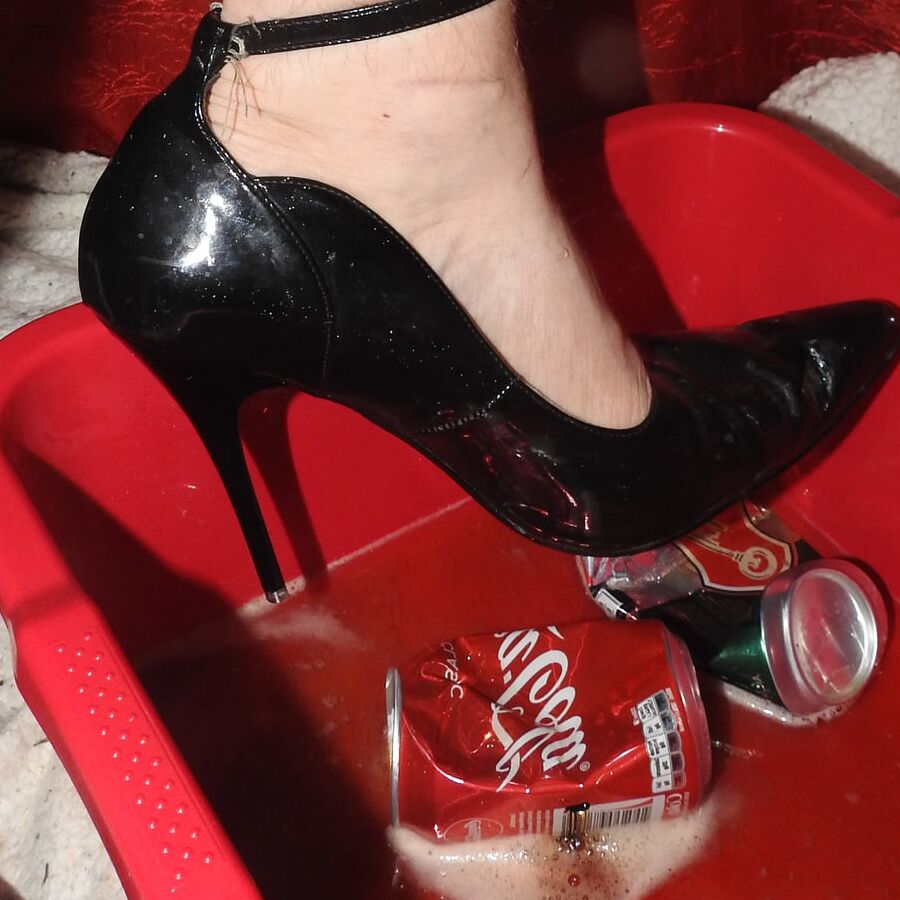 Mistress Crush Full Cans