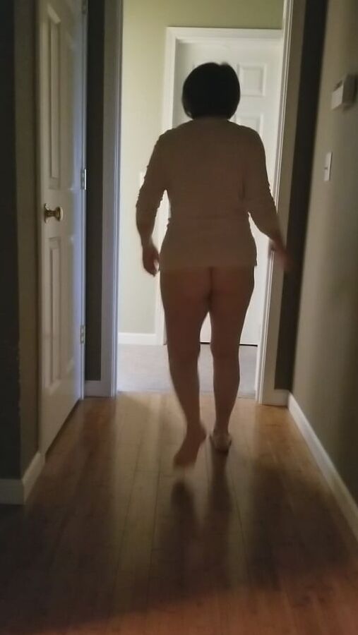 Marie rocks her hot mature body