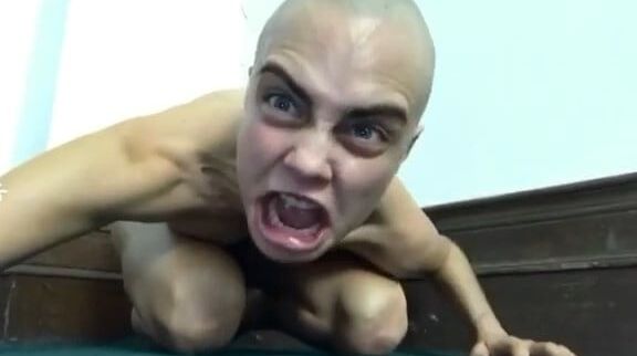 Cara Delevingne exposed her tits and ass