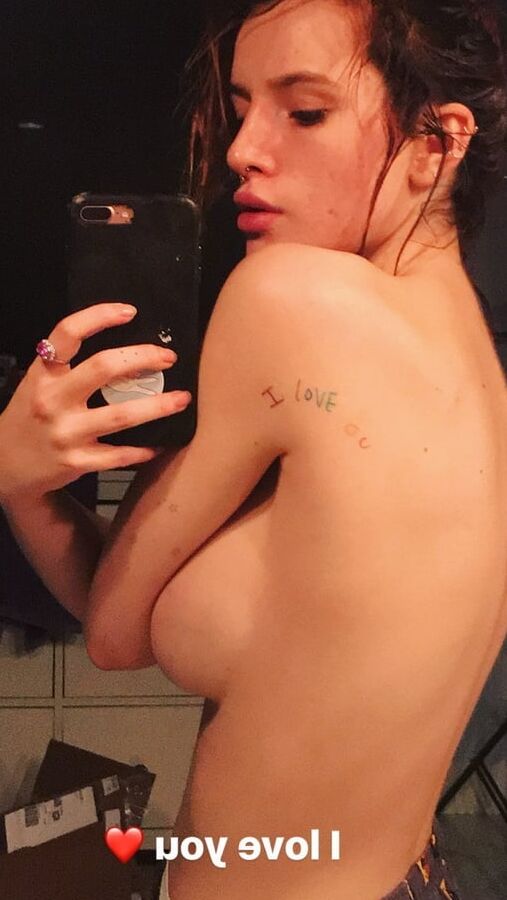 Bella Thorne lesbian kiss and topless pics