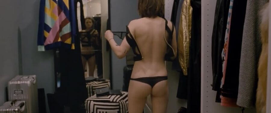 Kristen Stewart various topless pics