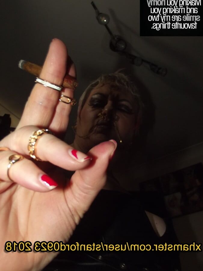 HORNY SLUT