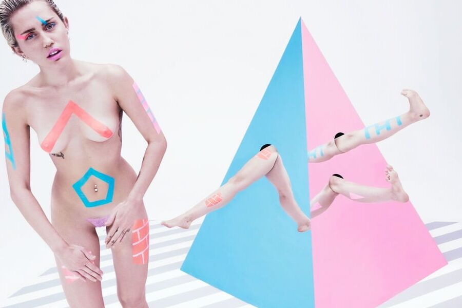 Miley Cyrus nude gallary