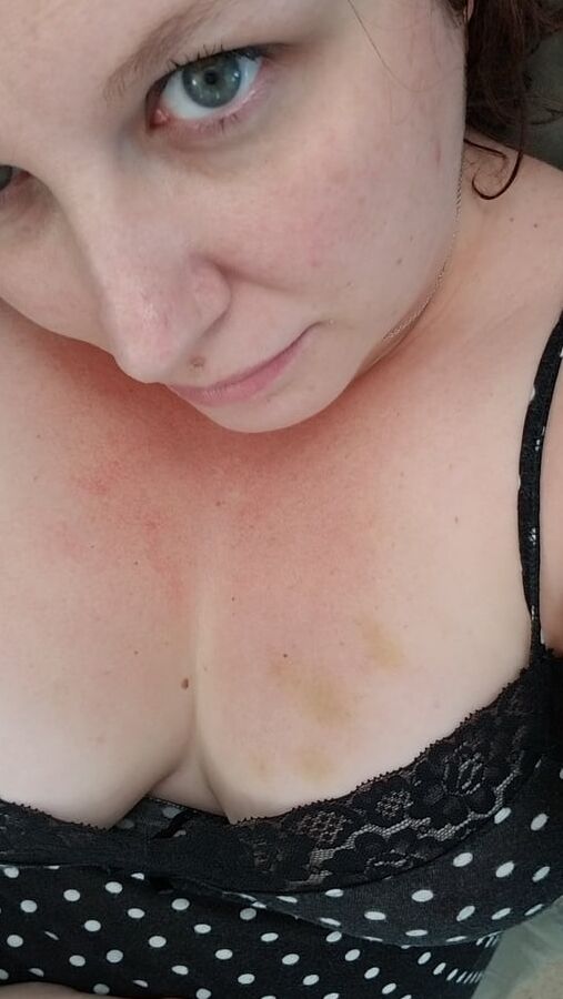 Playtime teasing bored housewife milf