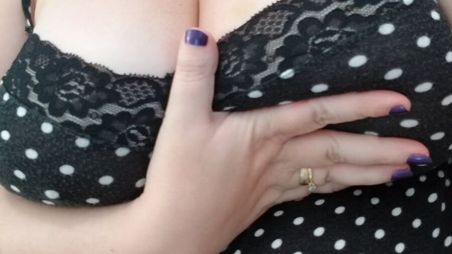 Playtime teasing bored housewife milf
