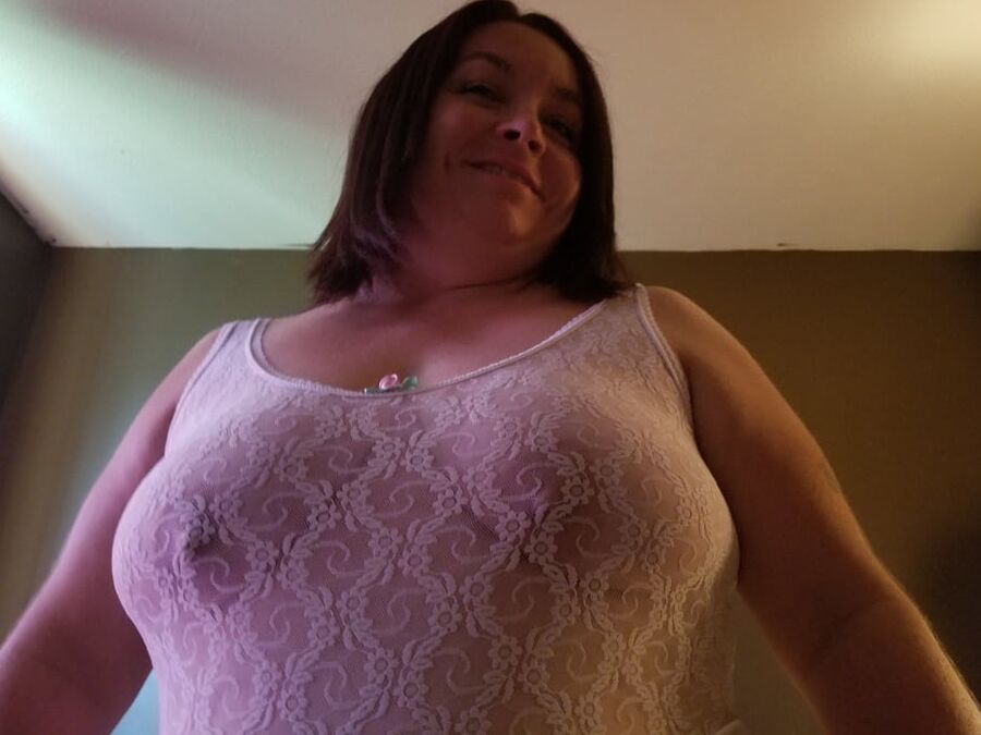 Sexy BBW Outfit for Instagram and Some Bonus Cumshot Pics