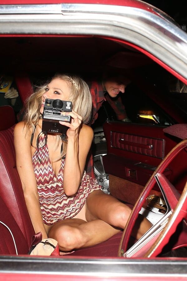 Blonde model Charlotte McKinney paparazzi butt hole shots