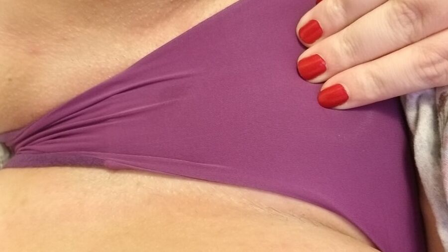 Weekly roundup bored housewife