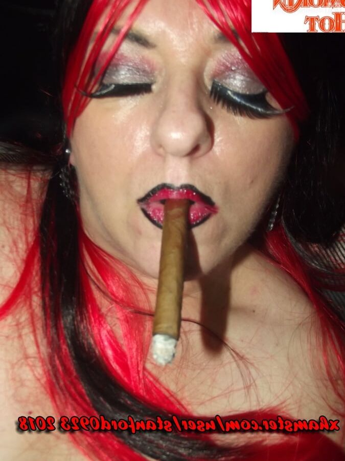 SMOKING HOT SLUT 2018