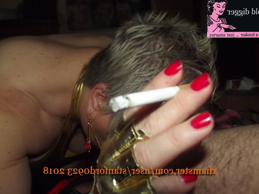 GOLD DIGGING SLUT 2018