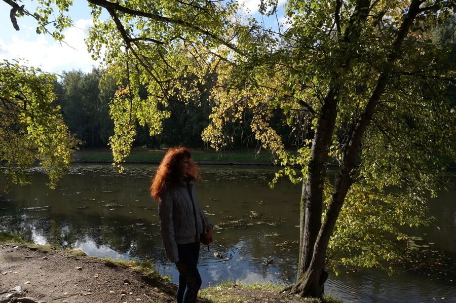 Autumn light on redhair