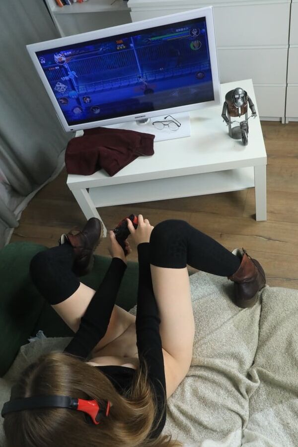 Gamer teen Adela - Geek Nerd porn