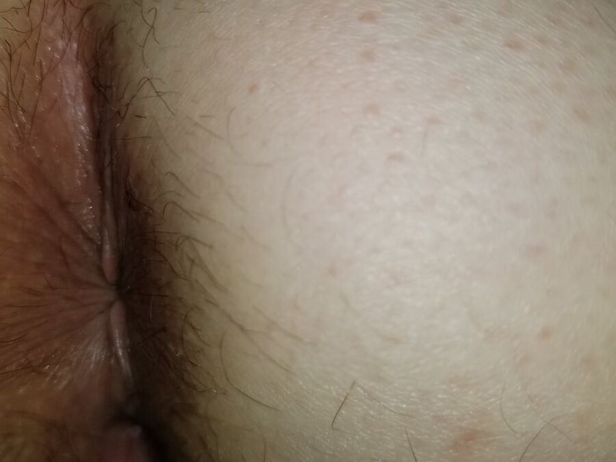 Sexy BBW Shows off her Assets
