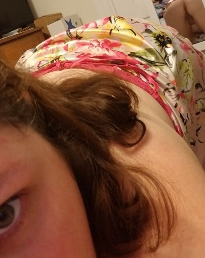 Heels and lace full reveal..... milf bored housewife