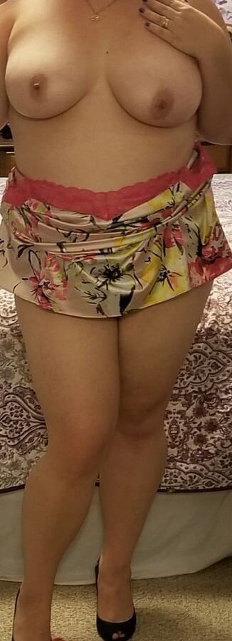 Heels and lace full reveal..... milf bored housewife