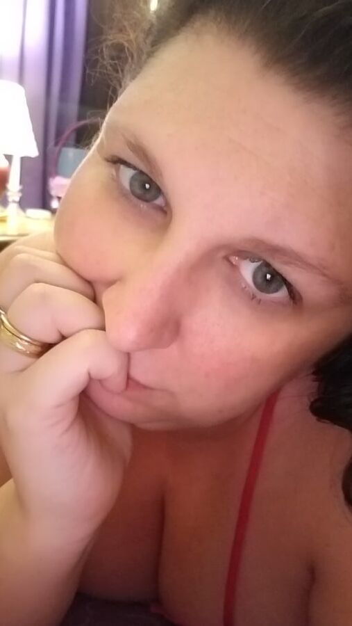 Satin and lace. Bored housewife - milf
