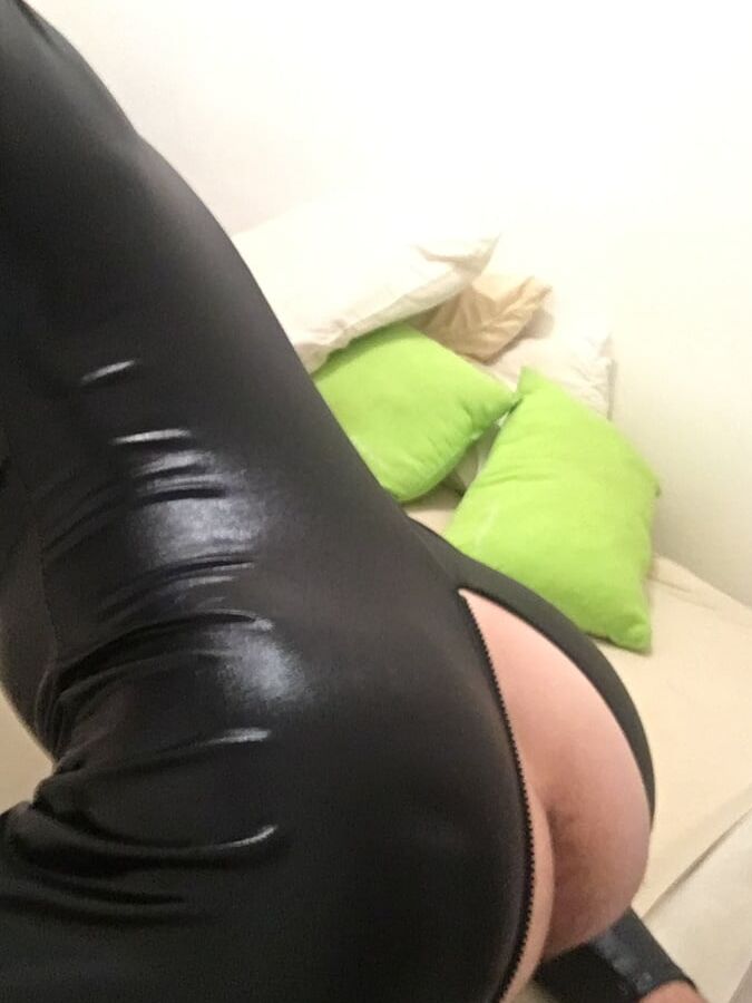 Latex vinyl s