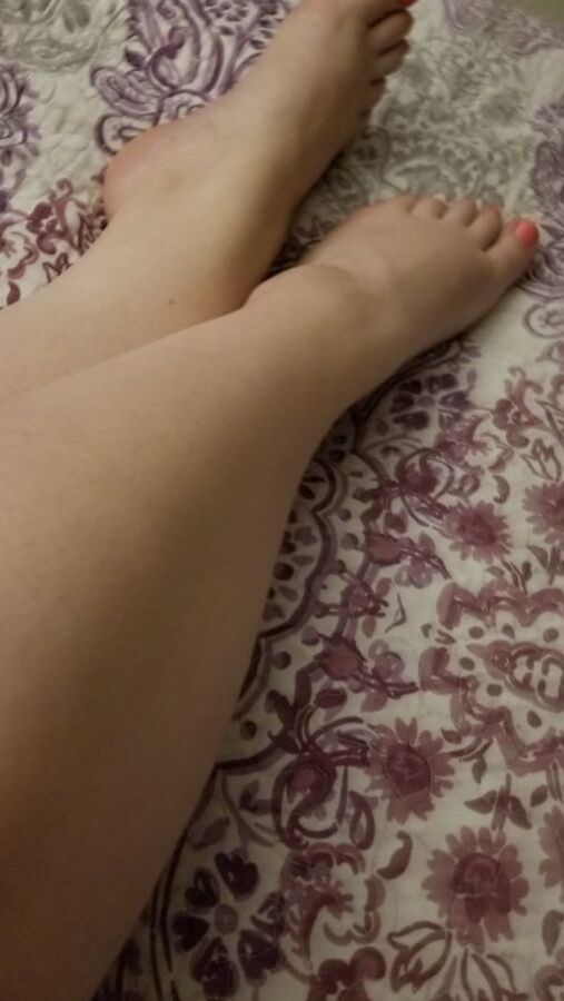 Pink corset & skirt picked out by a sweet girlfriend